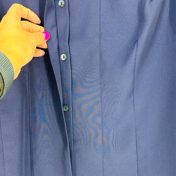 Soft Surroundings Navy Hidden Button Long Sleeve Blouse Size M - Picture 5 of 6